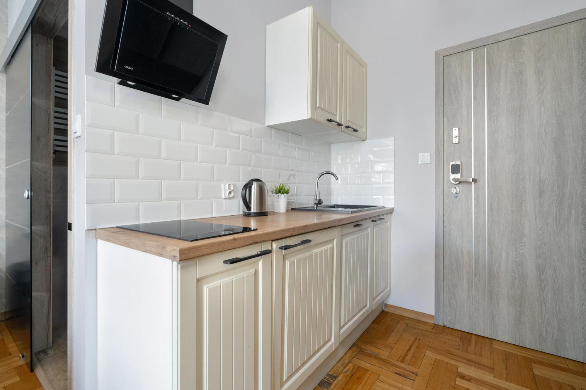 Przytulne Studia Very Berry W Poznaniu Blisko Parku By Noclegi Renters Dış mekan fotoğraf