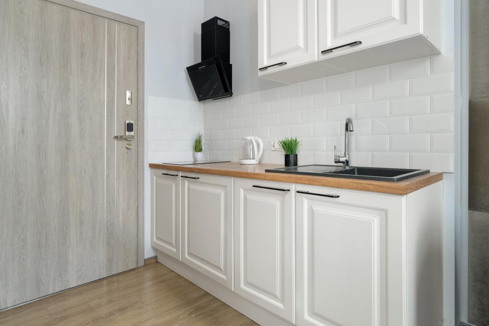 Przytulne Studia Very Berry W Poznaniu Blisko Parku By Noclegi Renters Dış mekan fotoğraf