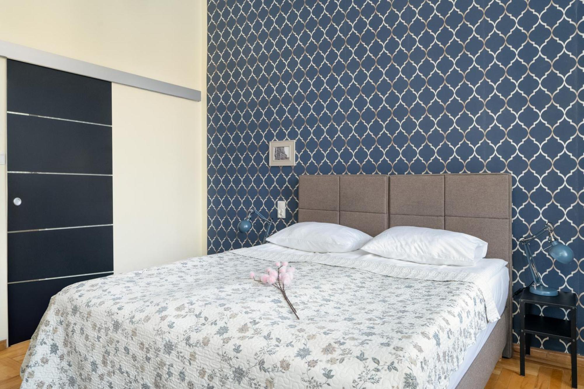 Przytulne Studia Very Berry W Poznaniu Blisko Parku By Noclegi Renters Dış mekan fotoğraf